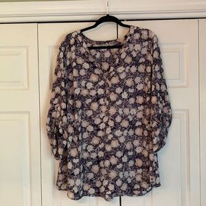 Women’s 2X Daniel Rainn Floral top